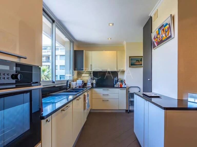 APPARTEMENT, NICE CIMIEZ — photo 1