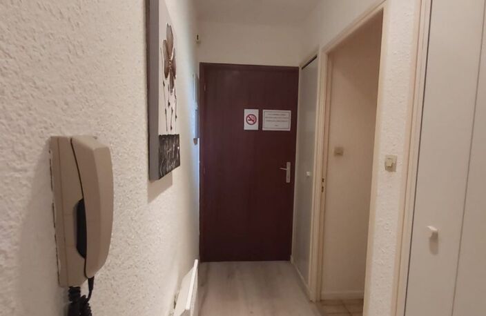 Location appartement 1 pièce 23 m² à Ax-les-Thermes (09110) — photo 4