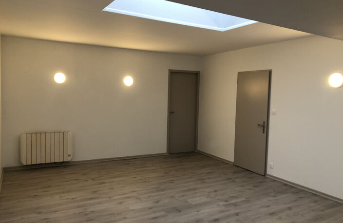A louer grand appartement centre Marmande — photo 3
