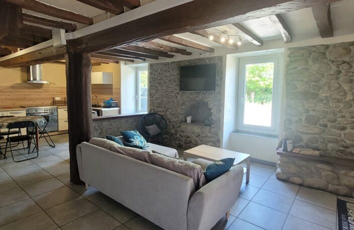MAISON T4 MEUBLEE AVEC JARDIN — photo 4