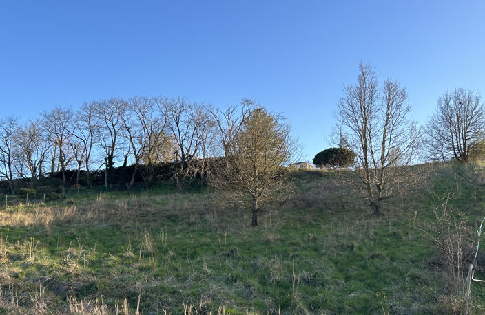 Terrain proche du centre de Nailloux — photo 4