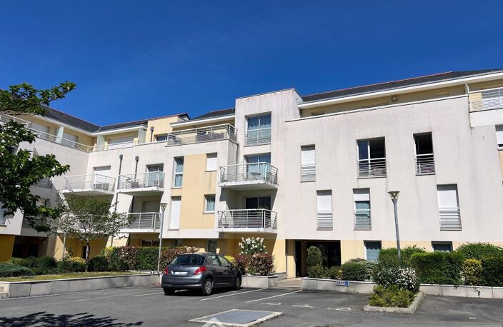 Appartement - 96m² - Avrillé — photo 2