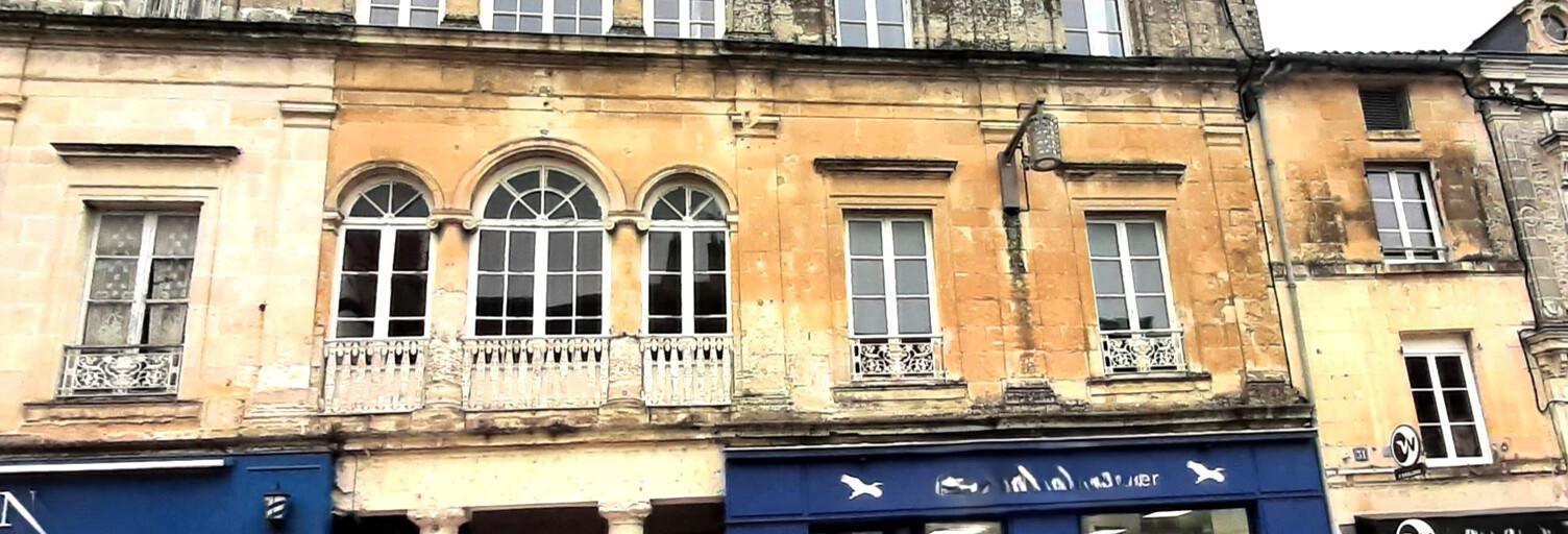 Immeuble  237 m² à vendre à Fontenay-le-Comte (85200)