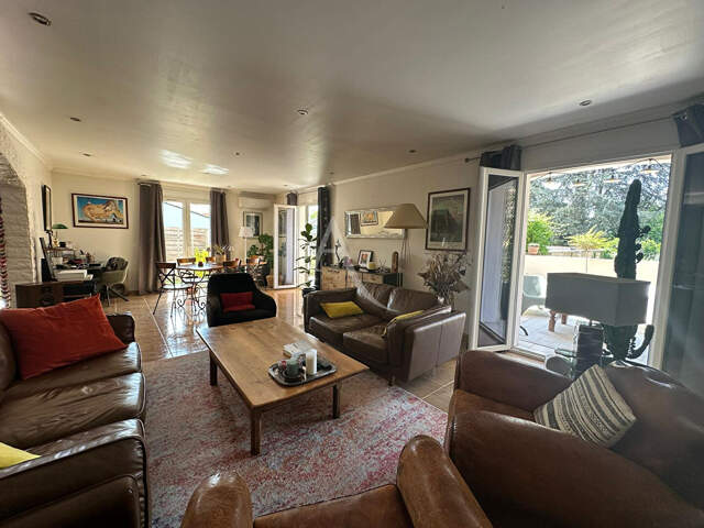 - NOUVEAUTE MAISON T4 COEUR DE VILLAGE + GARAGE - — photo du bien