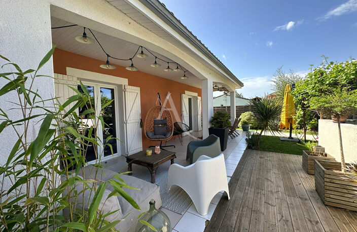 - NOUVEAUTE MAISON T4 COEUR DE VILLAGE + GARAGE - — photo 4