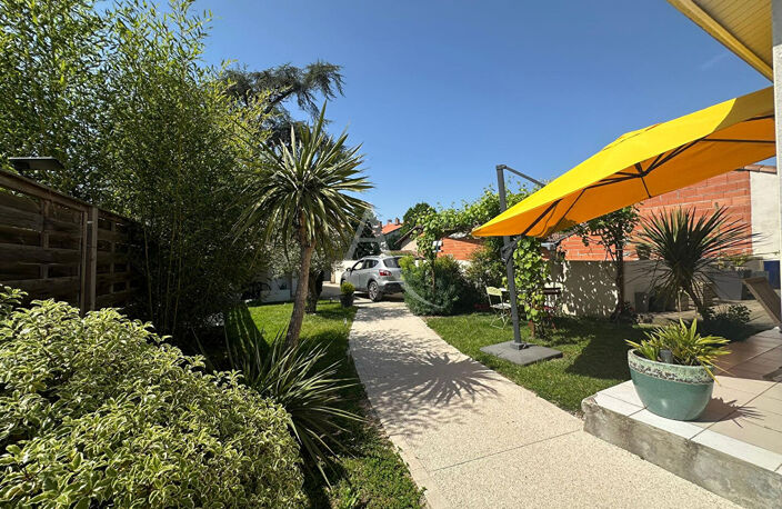 - NOUVEAUTE MAISON T4 COEUR DE VILLAGE + GARAGE - — photo 5