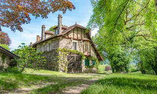 Maison 12 Pièces 384 m² à vendre à Peyrieu (01300)