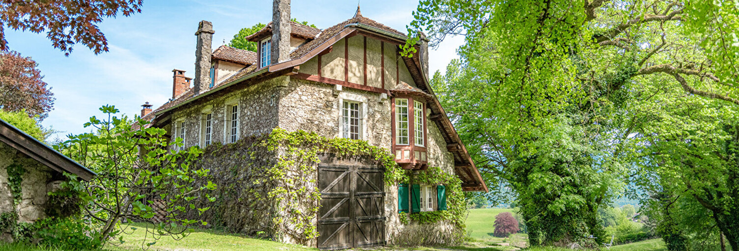 Maison 12 Pièces 384 m² à vendre à Peyrieu (01300)