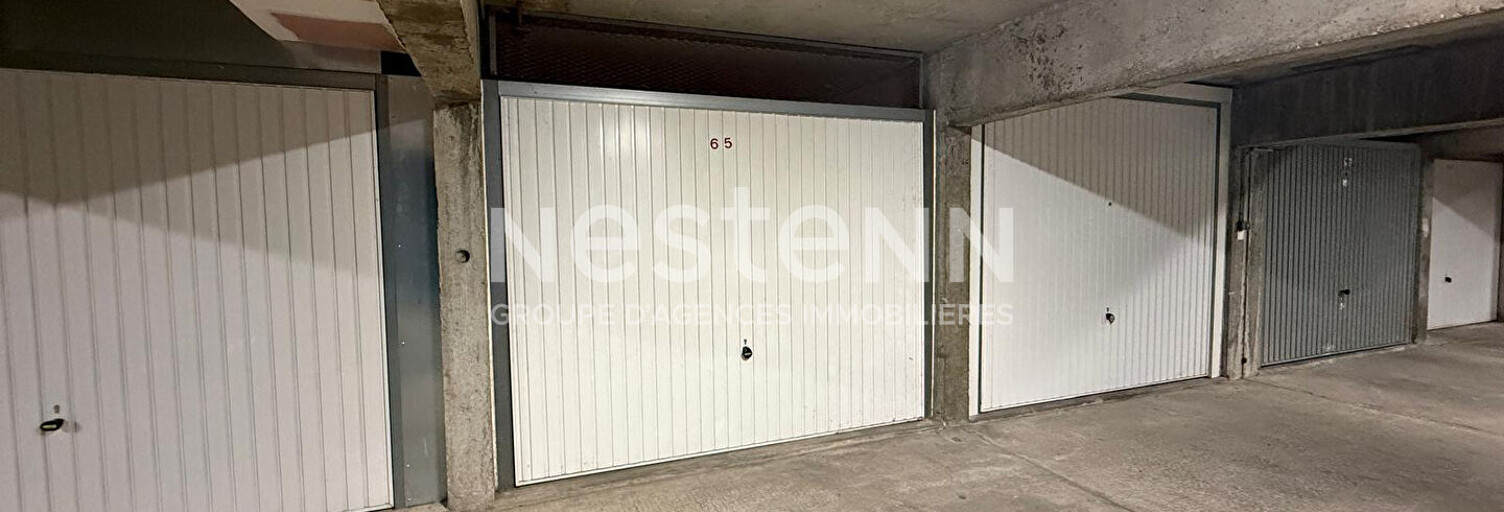 Garage  14 m² à vendre à Bron (69500)