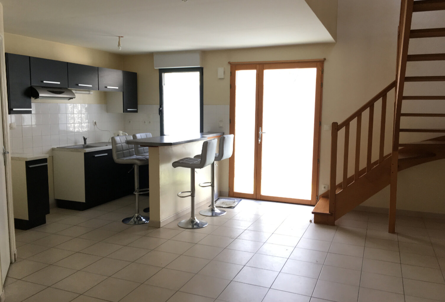 VAY Maison, 1 chambre et 1 bureau — photo 1