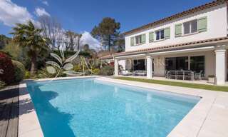 Maison 11 Pièces 248 m² à vendre à Roquefort-les-Pins (06330)