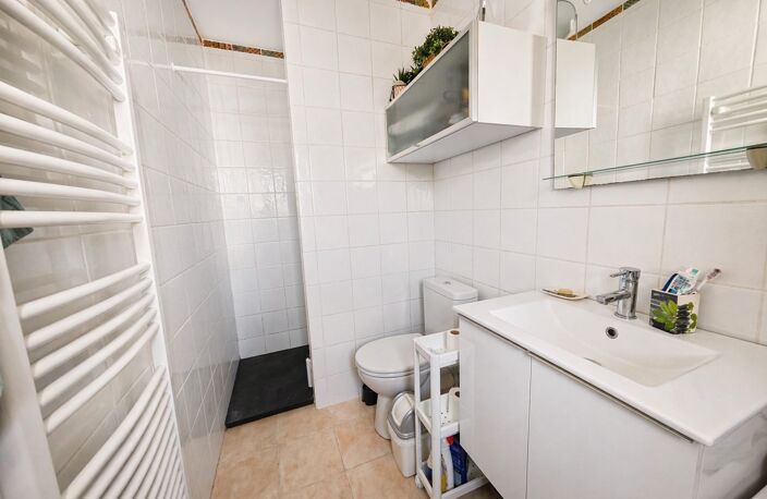 La Riche centre  Appartement T2 vendu loué, syndic bénévol — photo 5