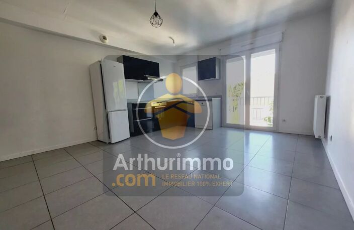 Appartement F3 en duplex avec balcon + box motorisé — photo 3