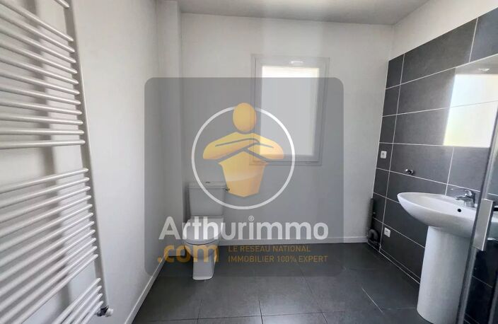Appartement F3 en duplex avec balcon + box motorisé — photo 5
