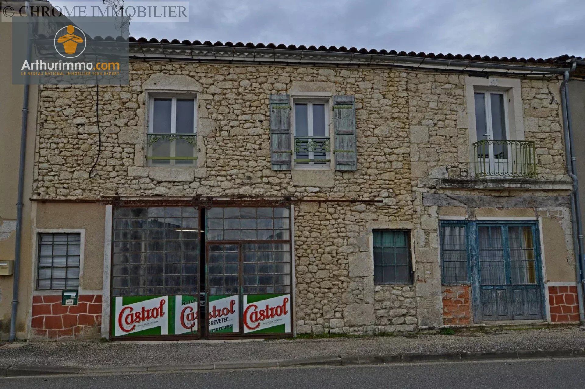 Houses · Duras