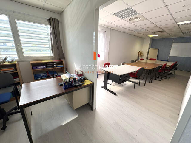 NIMES 30000 BUREAUX A VENDRE — photo du bien