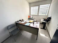 NIMES 30000 BUREAUX A VENDRE — photo 2