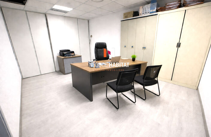 NIMES 30000 BUREAUX A VENDRE — photo 4