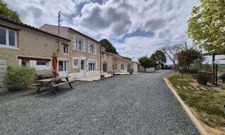 Maison 10 Pièces 230 m² à vendre à Beauvoir-sur-Niort (79360)