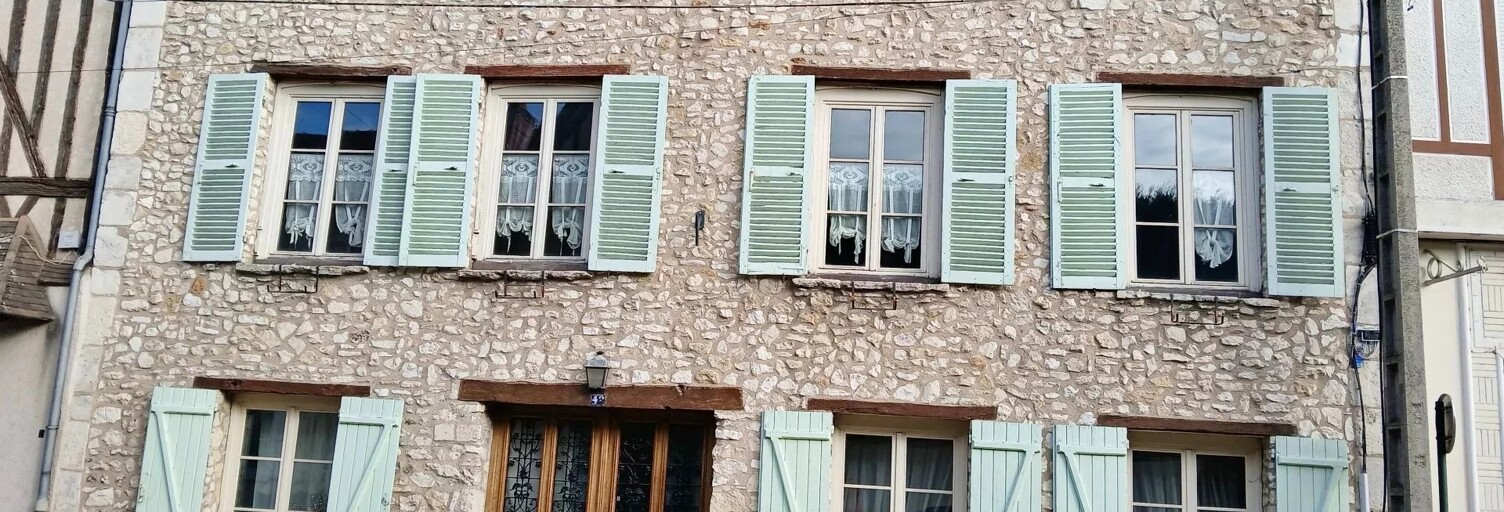 Maison 9 Pièces 227 m² à vendre à Anet (28260)