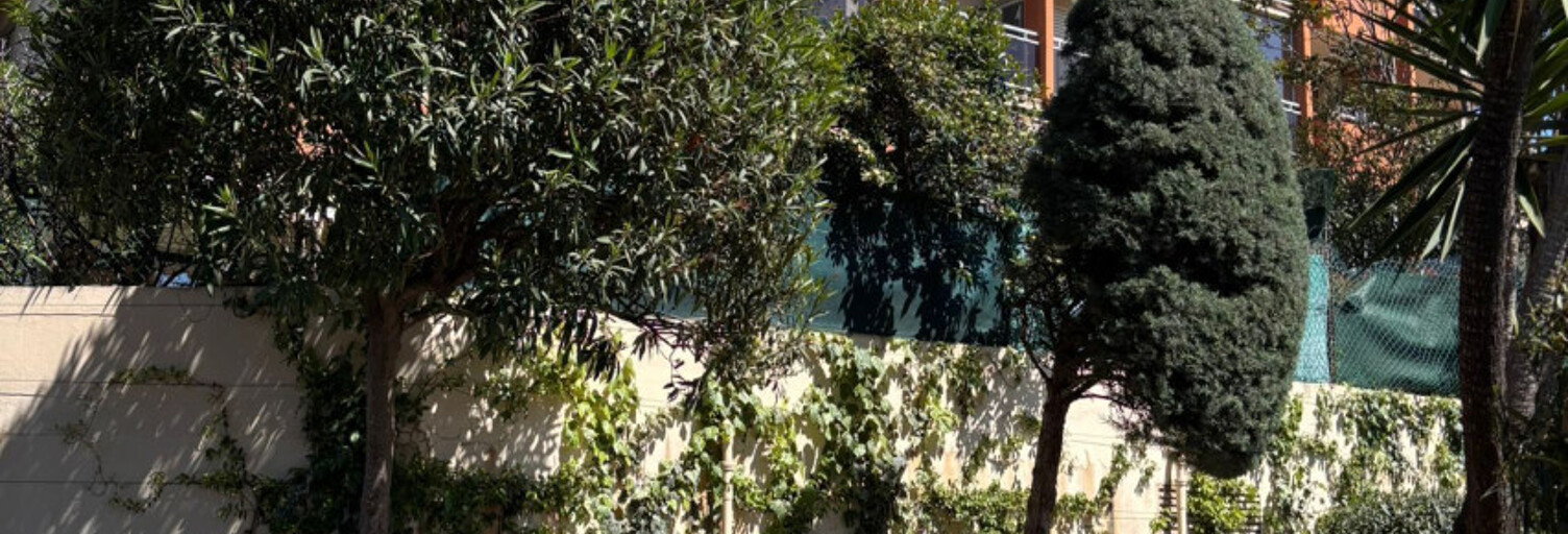 Garage  13 m² à louer à Cagnes-sur-Mer (06800)