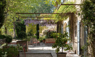 Maison 8 Pièces 400 m² à vendre à Saint-Rémy-de-Provence (13210)