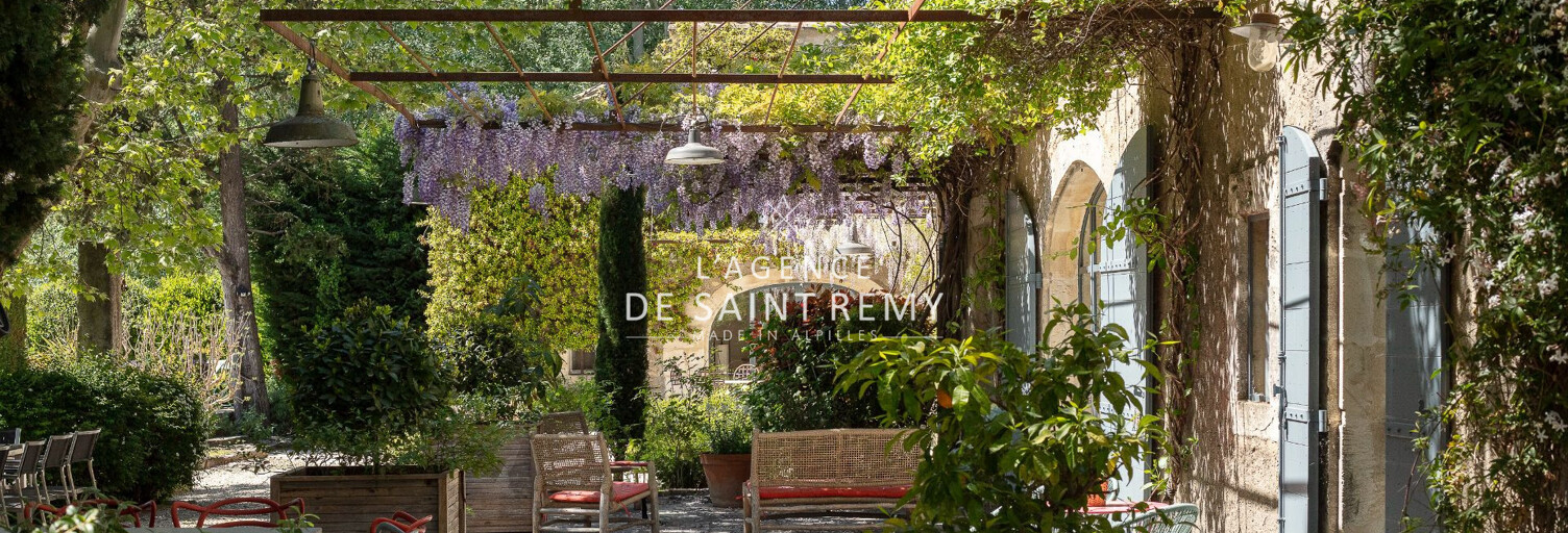 Maison 8 Pièces 400 m² à vendre à Saint-Rémy-de-Provence (13210)