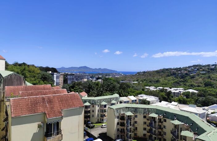 T2 meublé avec terrasse + vue mer – Eau & wifi inclus – La Meynard — photo 2