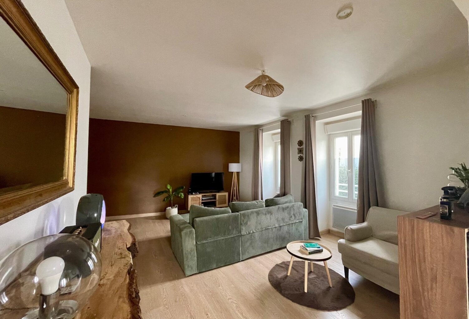 À seulement 8 minutes du centre de Nantes  Appartement T3 en duplex avec vue sur la Loire- 9420€ de revenus locatifs/an — photo 1