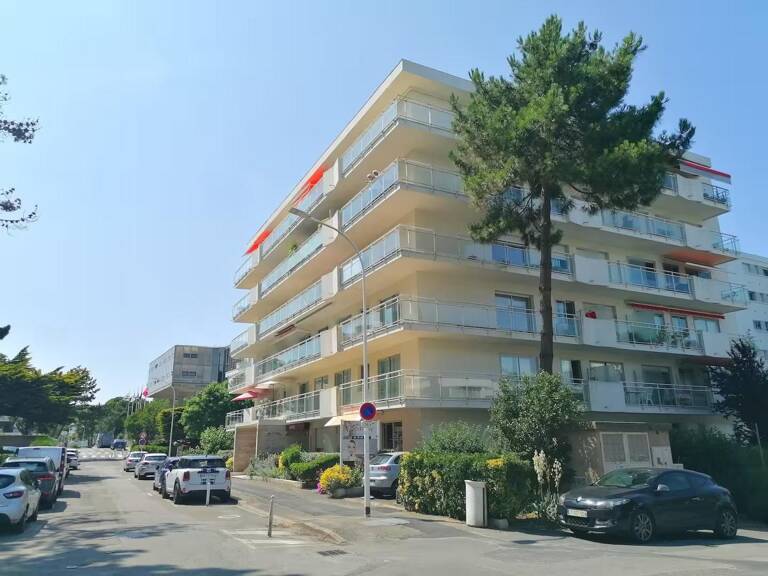 50 Mètres de la mer- Hyper centre LA BAULE — photo 1