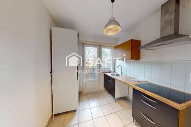 Appartement 3 pièces 750 €
