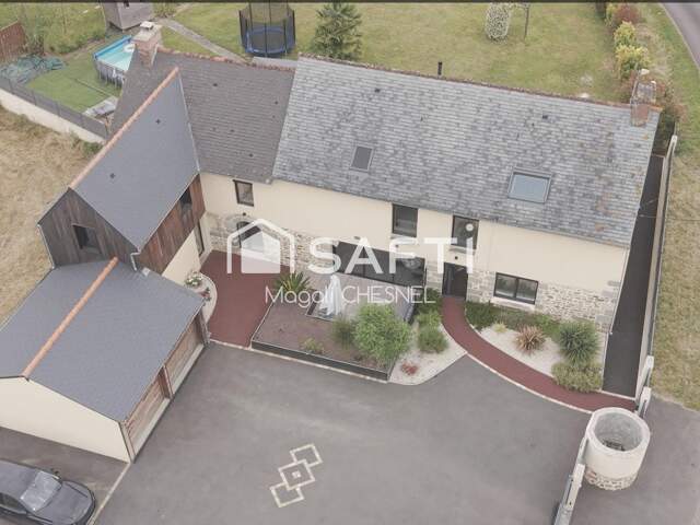 LONGERE 242 m²  6 CHAMBRES  GRAND TERRAIN  GUIPEL — photo du bien