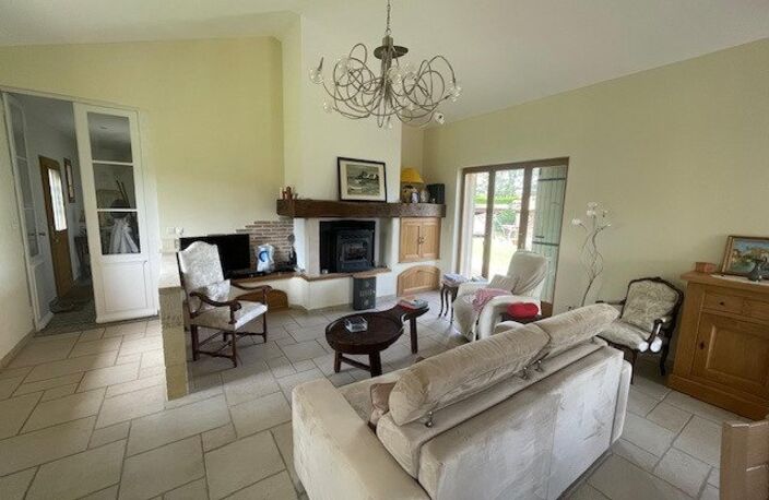 Maison 167m²,7pieces, 4 chs, ter 2827m2 — photo 3