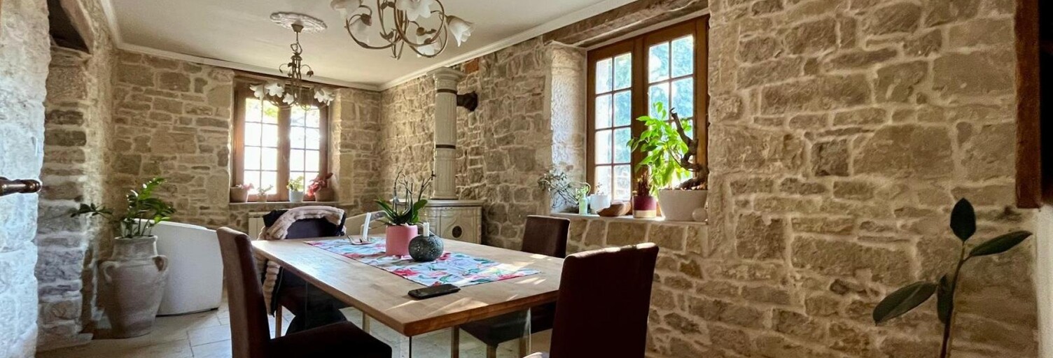 Maison 10 Pièces 205 m² à vendre à Port-Lesney (39600)