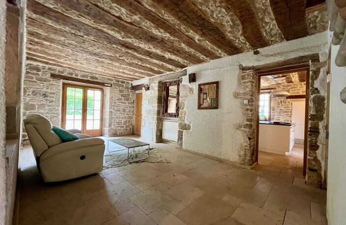 PORT-LESNEY  PROPRIÉTÉ DE CARACTÈRE AVEC VUE SUR LA LOUE, DÉPENDANCES & APPARTEMENT INDÉPENDANT — photo 2