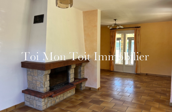 Quissac centre, Villa F5 de 260 m2env., 2 garages, piscine l — photo 3