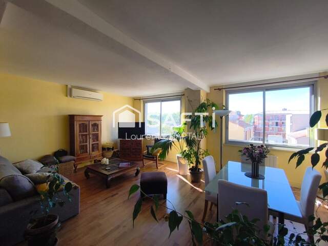 Appartement vue cité Médiévale. — photo du bien