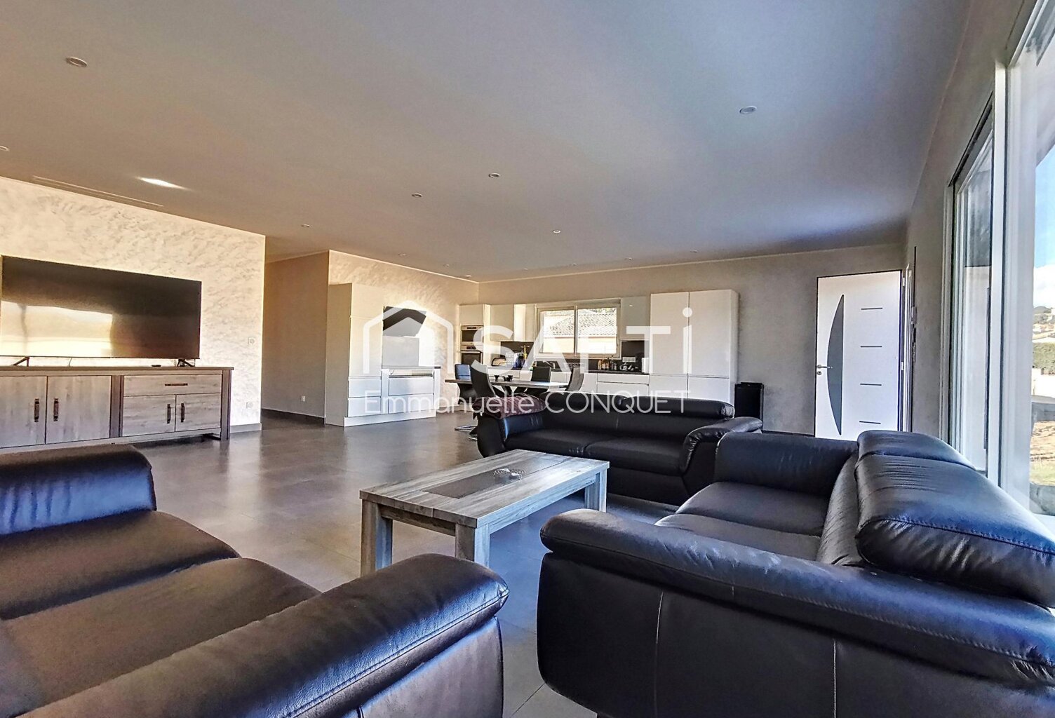 Maison 4 chambres de 155 m² à Cazedarnes — photo 1