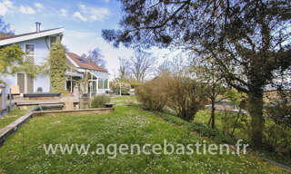 Maison 5 Pièces 230 m² à louer à Échenevex (01170)