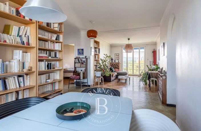 Lyon 4ème - Appartement de 103,54 m² - 3 chambres - Balcon filant - garage — photo 3