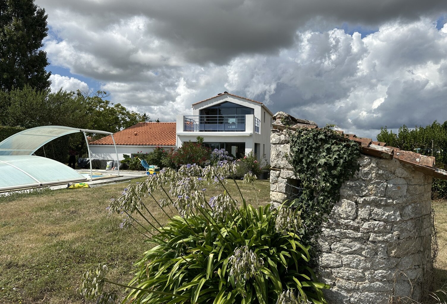 Clair de Lune- Maison En pierres avec dépendance et piscine couverte — photo 1