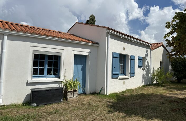 Clair de Lune- Maison En pierres avec dépendance et piscine couverte — photo 4