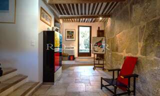 Maison 10 Pièces 280 m² à vendre à Cabrières-d'Avignon (84220)