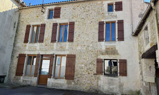 Maison 8 Pièces 192 m² à vendre à Saint-Martin-Lars-en-Sainte-Hermine (85210)
