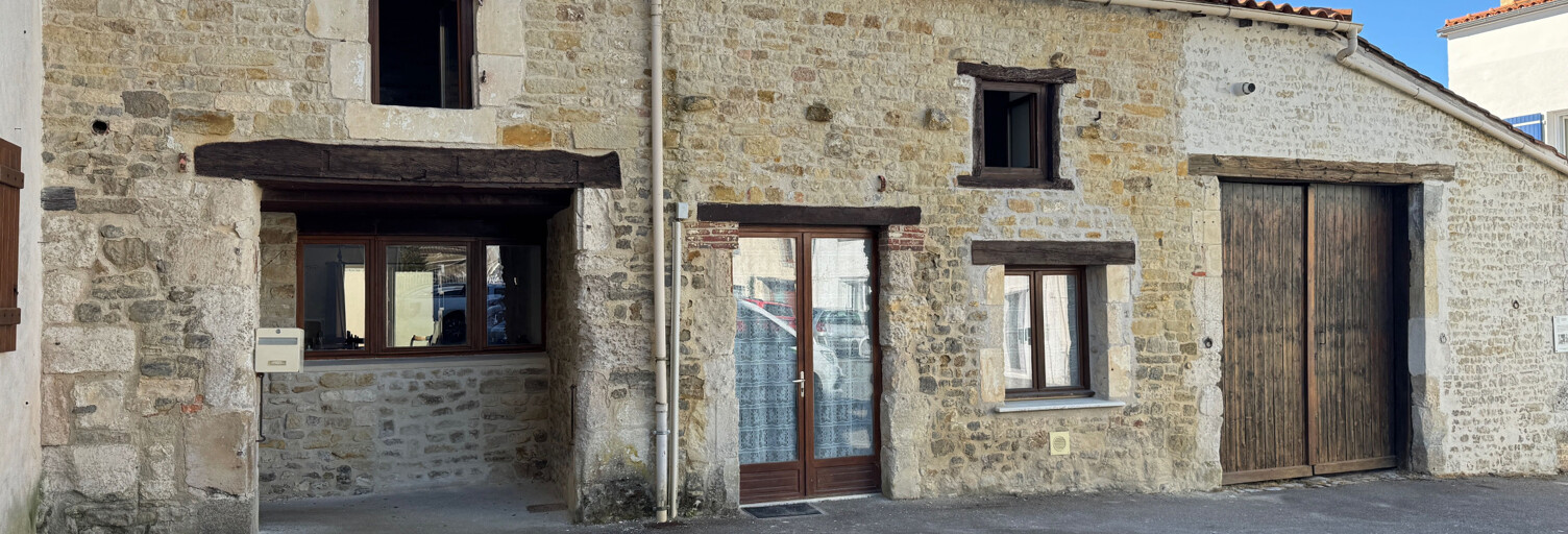 Maison 5 Pièces 115 m² à vendre à Saint-Martin-Lars-en-Sainte-Hermine (85210)