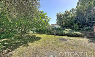 Terrain  443 m² à vendre à Roquebrune-sur-Argens (83520)