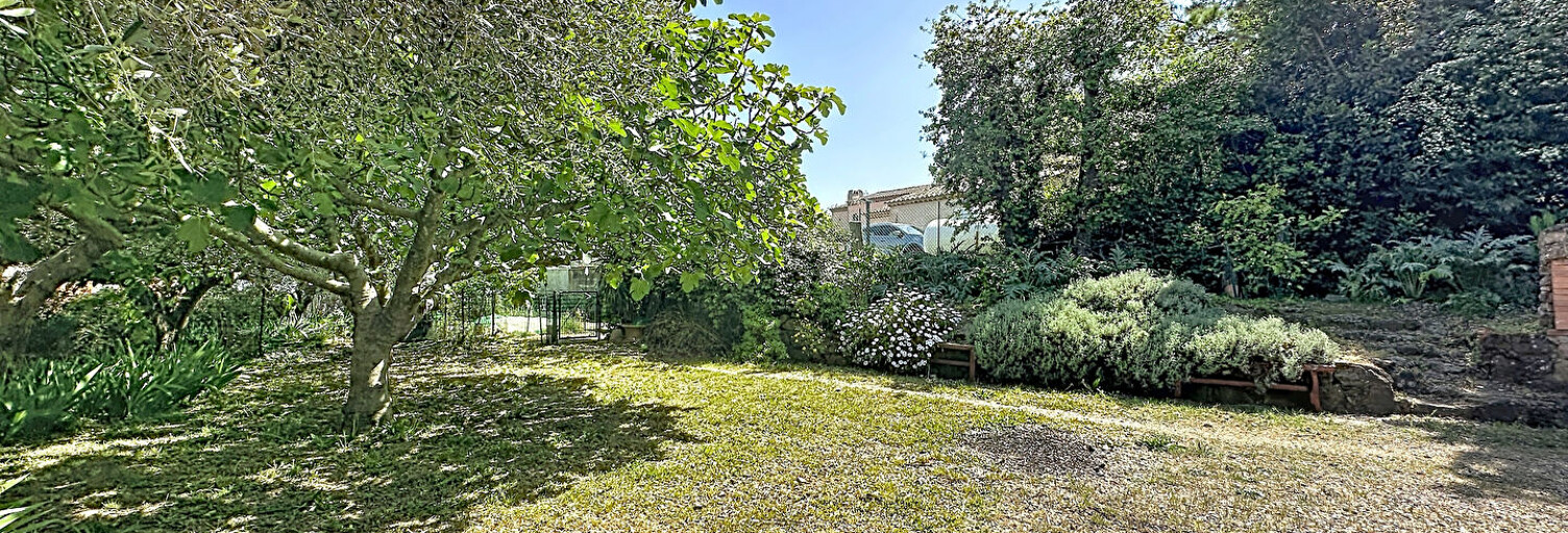 Terrain  443 m² à vendre à Roquebrune-sur-Argens (83520)