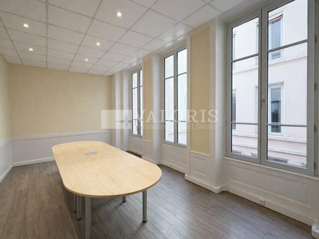 BUREAUX à LOUER — photo du bien