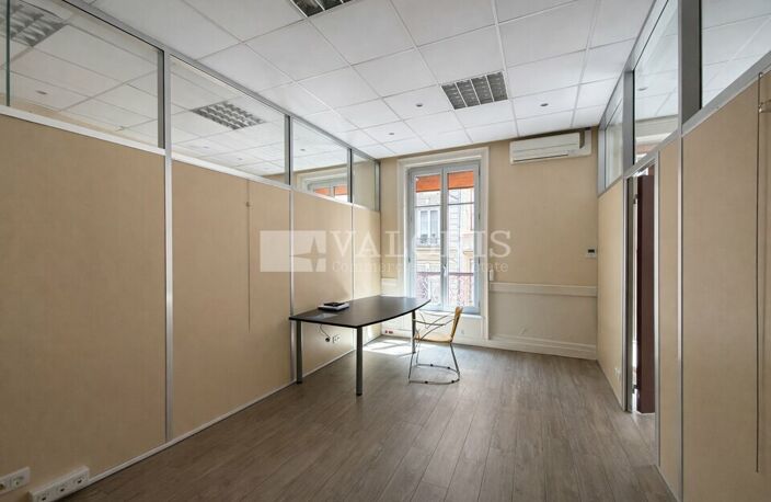 BUREAUX à LOUER — photo 3