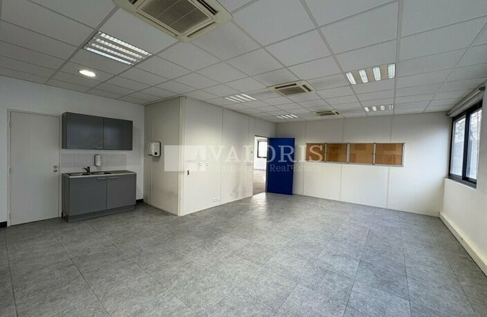 BUREAUX à LOUER — photo 3